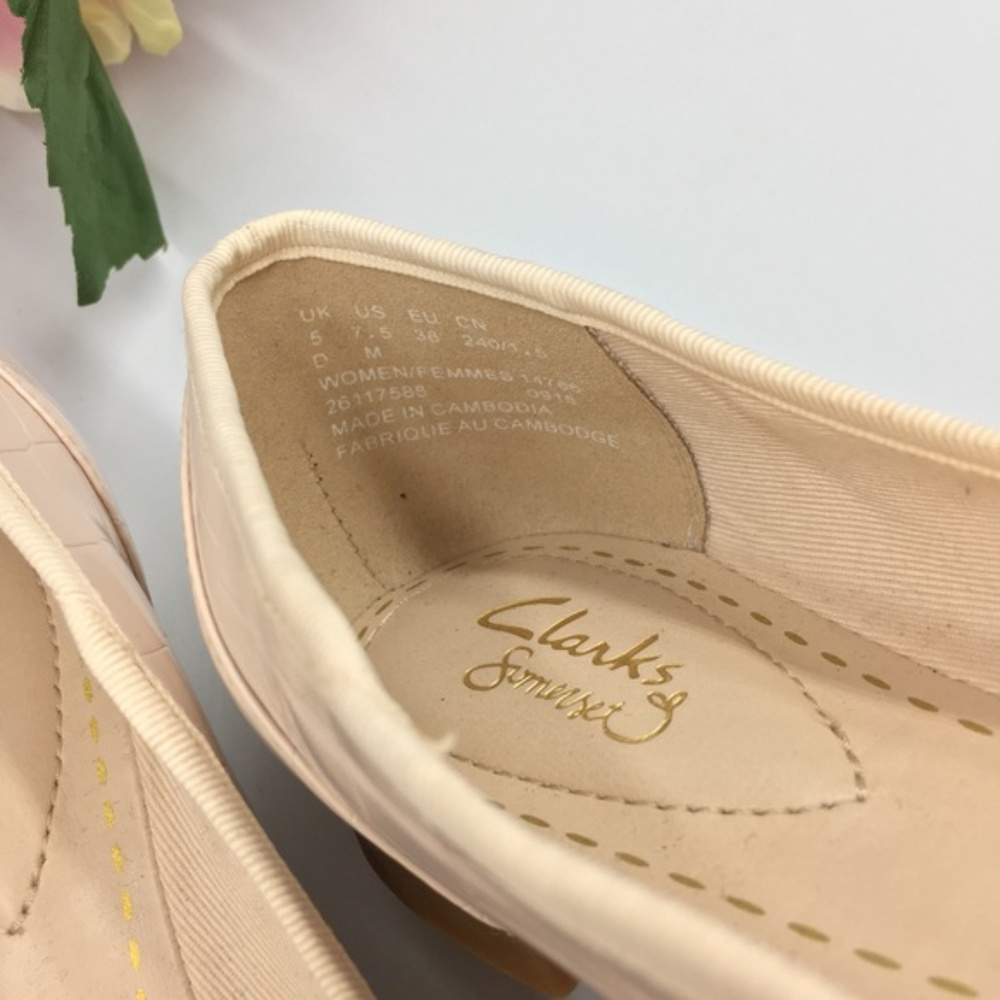 NWT Clarks Couture Bloom Nude Pink Ballerina Flats - Picture 3 of 8